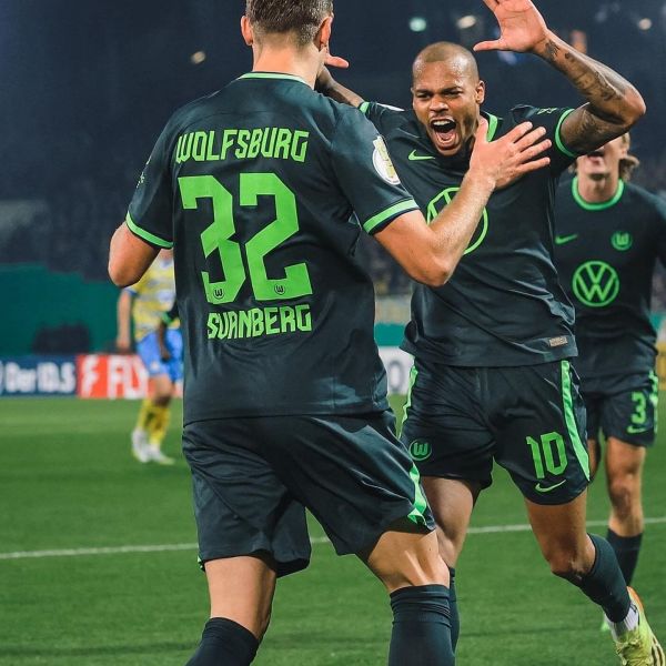 Vfl Wolfsburg star Mattias Svanberg scored his first goal in Wolfsburgs 2-1 cup win vs Braunschweig.
Congratulations Mattias.